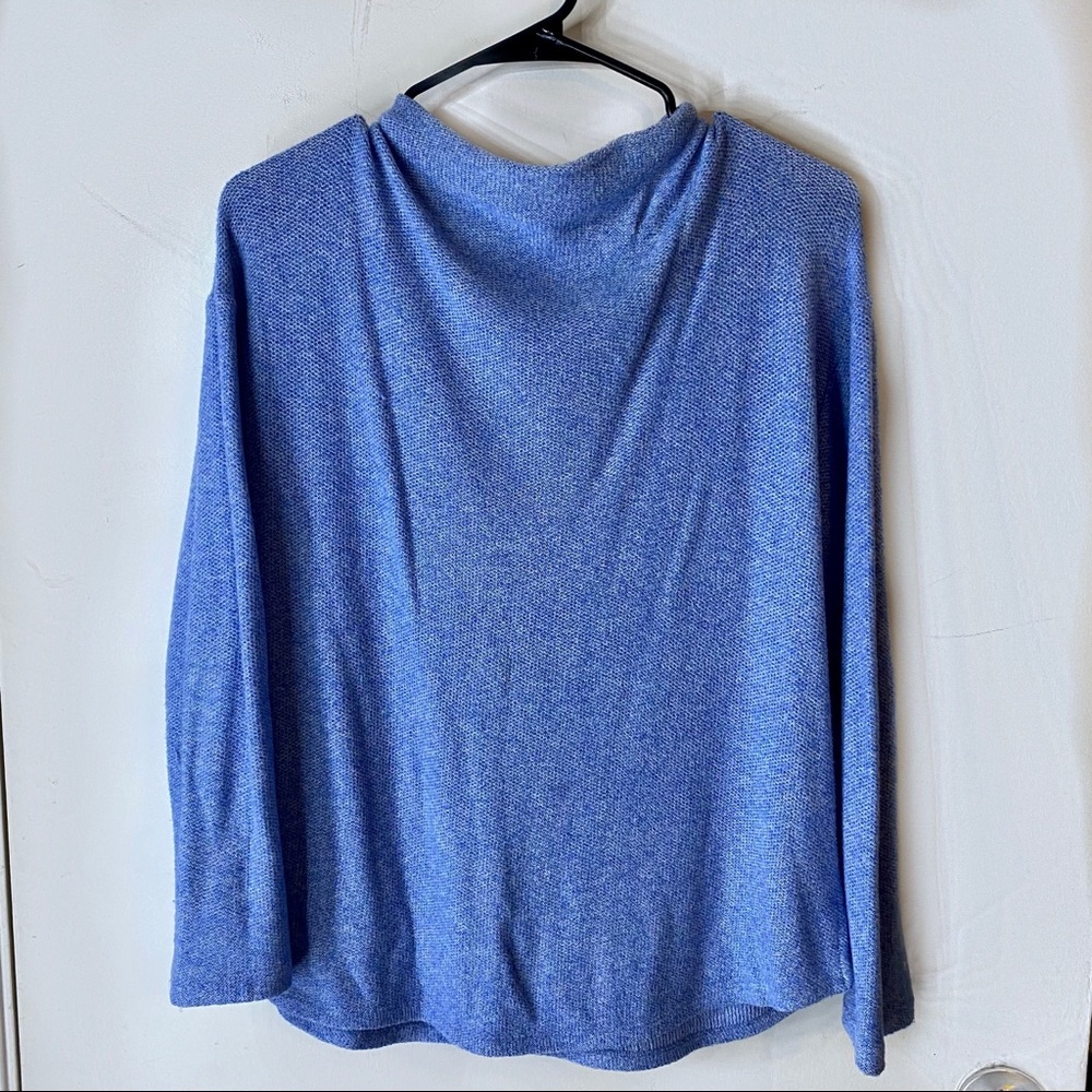 Light blue Old Navy knit sweater